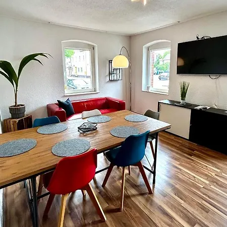 Appartamento Ohpardon! - Monteurwohnung Im Eg, Einzelbetten, Loggia & Garten Gaildorf