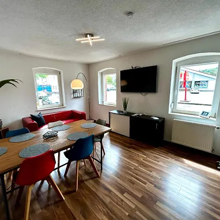 Appartamento Ohpardon! - Monteurwohnung Im Eg, Einzelbetten, Loggia & Garten