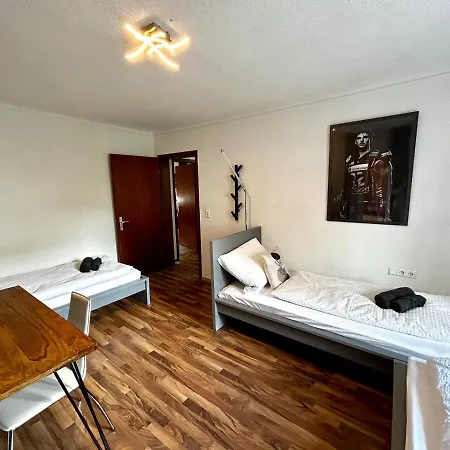 Appartamento Ohpardon! - Monteurwohnung Im Eg, Einzelbetten, Loggia & Garten Gaildorf