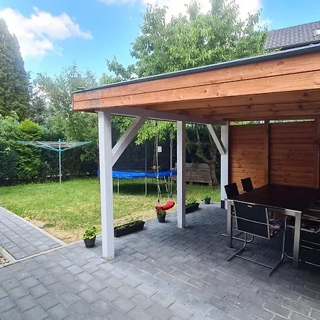 Ohpardon! - Monteurwohnung Im Eg, Einzelbetten, Loggia & Garten