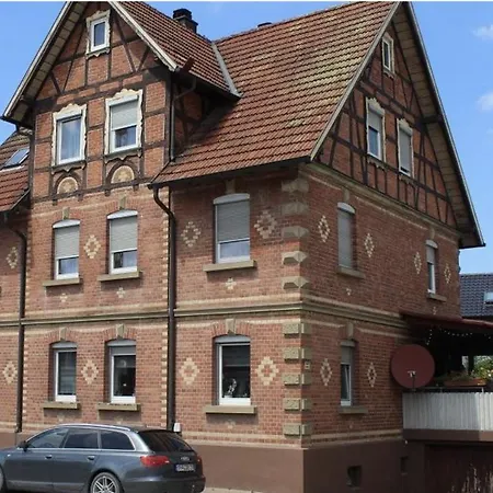 Ohpardon! - Monteurwohnung Im Eg, Einzelbetten, Loggia & Garten *