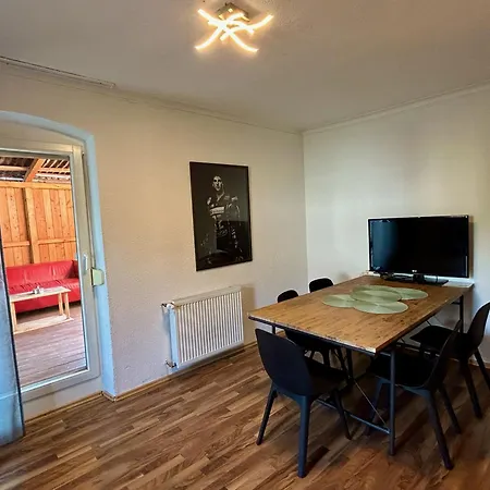 Lejlighed Ohpardon! - Monteurwohnung Im Eg, Einzelbetten, Loggia & Garten